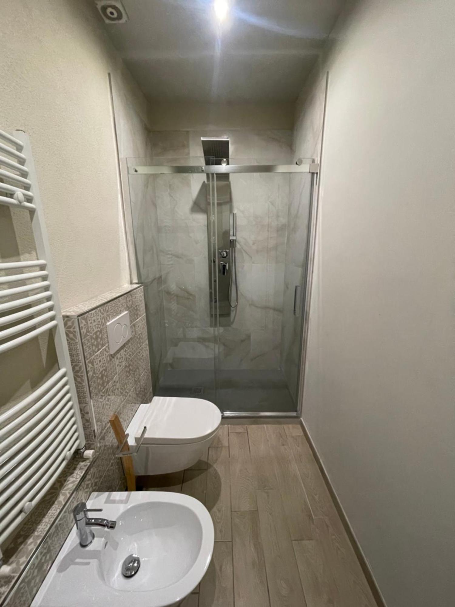 Platform1 Hotel La Spezia Bagian luar foto